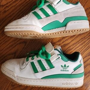 Adidas Forum Low Sneakers in White and Green (Size 6)
